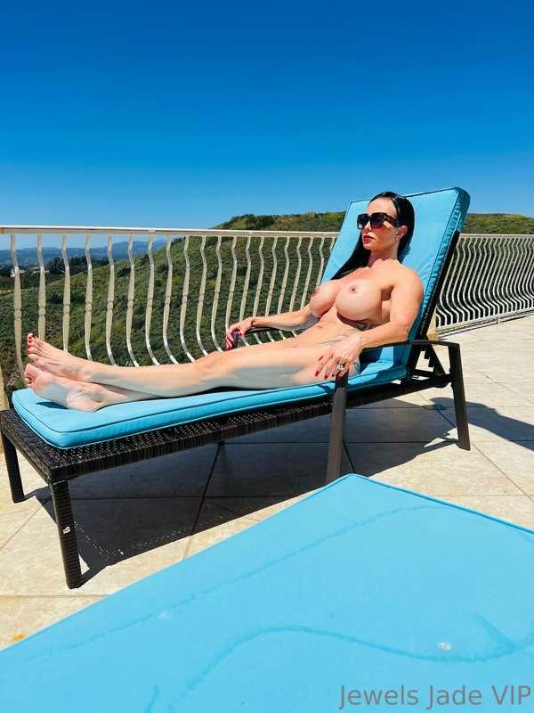 🌴 Mmmmmmm 🌴. New York…..here I cum 💦💦💦.  Catching a few more..