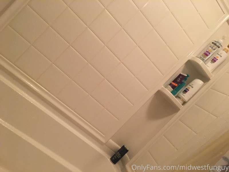 Shower beer anyone?!? Just me?! Okay...