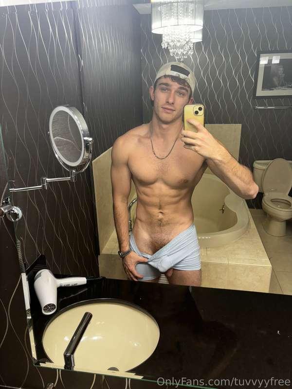 that’s not a mirror... that’s a warning 