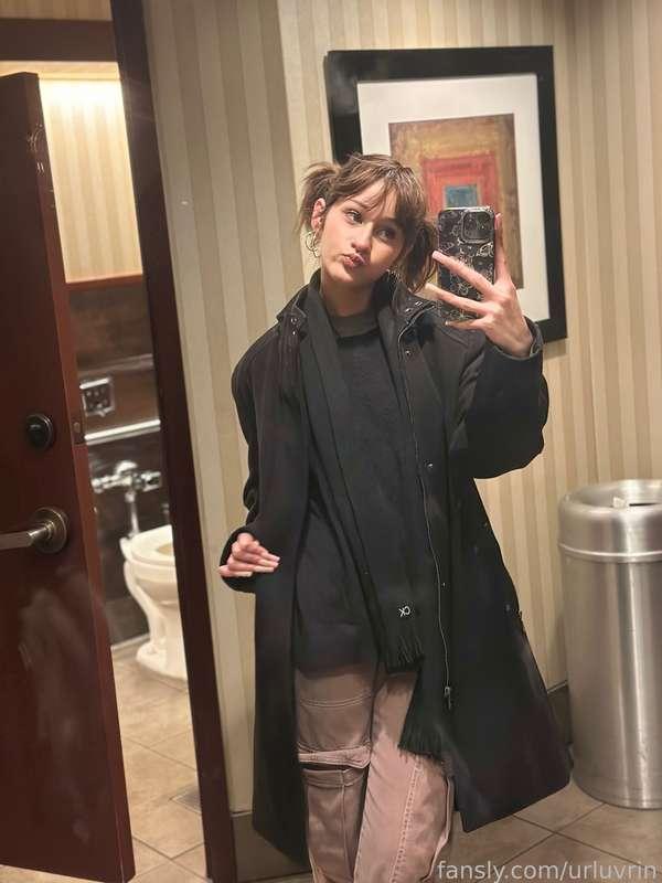 urluvrin image #3
