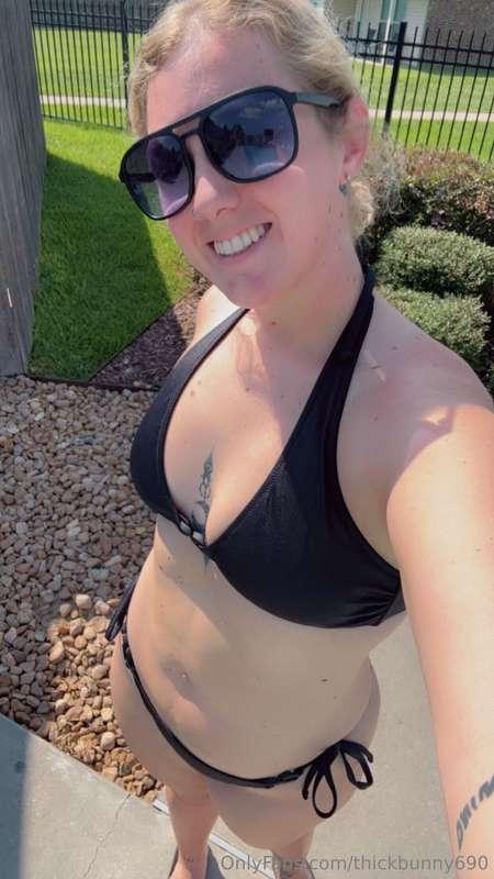 You should see the tan lines I got 🤭☀️