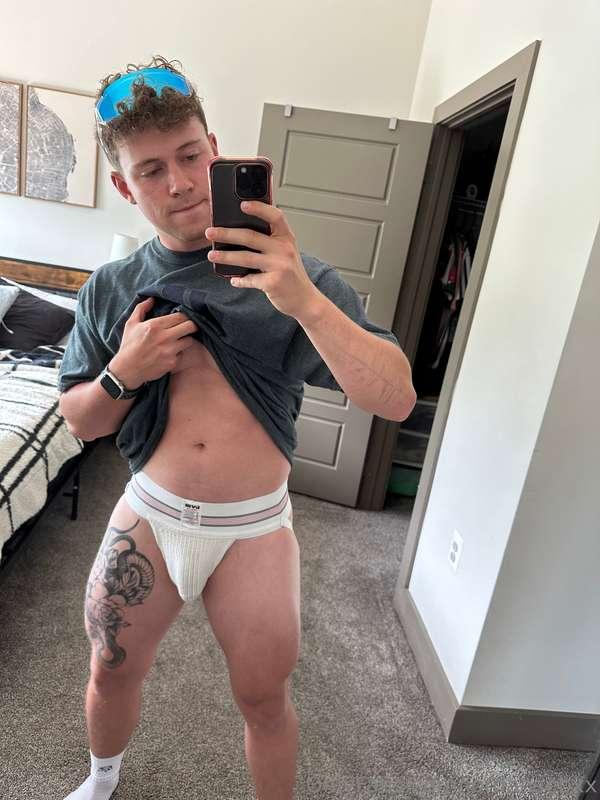 One of my really cool subscribers bought me a jock. How does..