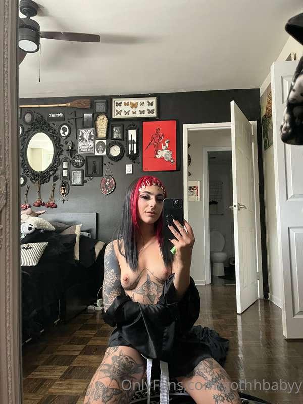 Do we like the red? ❤️‍🔥
