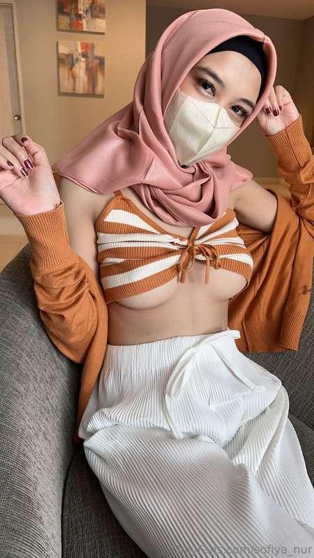 Bet you can’t take your eyes off this perfect tease🤤💦