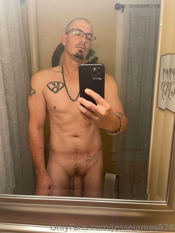 Time to get ready for work … anyone wanna help me in the sho..