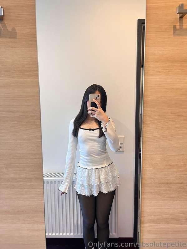 what i’ve been wearing lately<3 should i wear no bra more of..