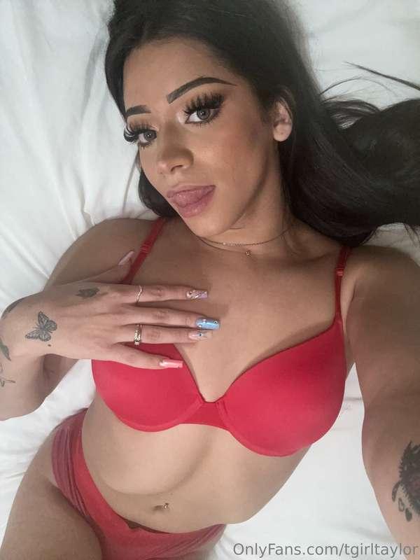 give me a hard dick to suck😈💦