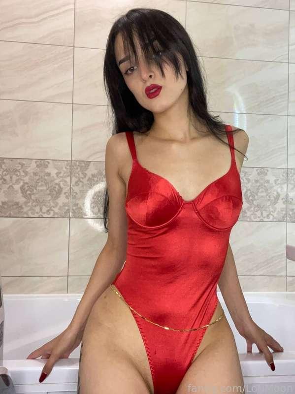 lorimoon image #1