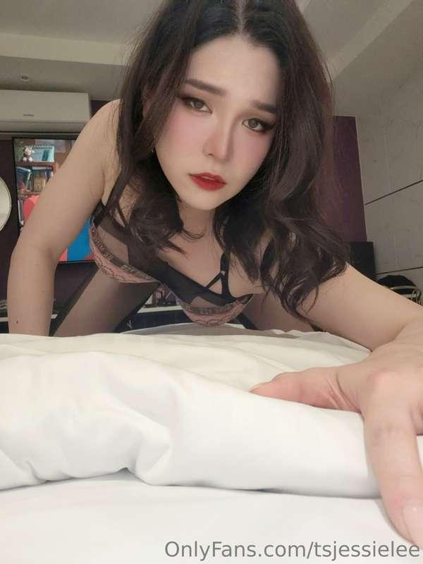 [16 Pictures]
요번에 찍은 화보입니다. 1부 (#16 사진)
Photoshoot part 1 (1..