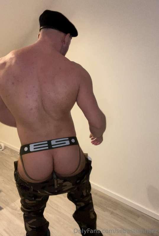 Yummy horny Army Sebastian 😈