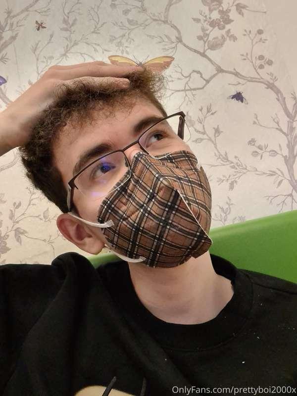 prettyboi2000x image #1