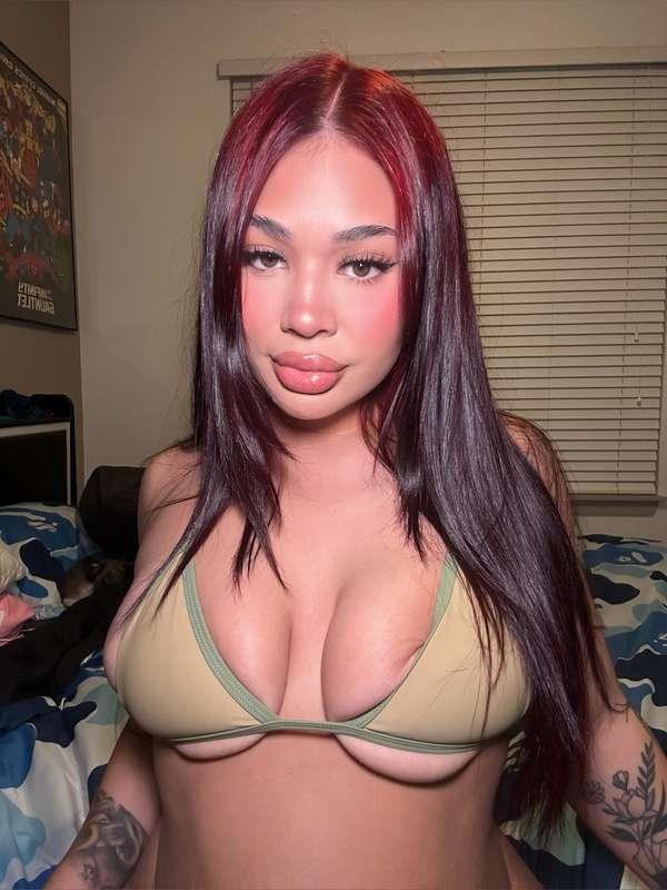 You’ll get lost if you keep staring at me 😋