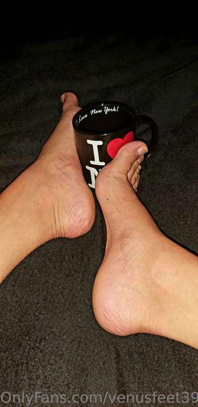 I know you wish you were that cup... 😇💋