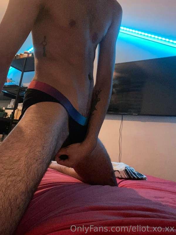 eliot.xo.xx image #0