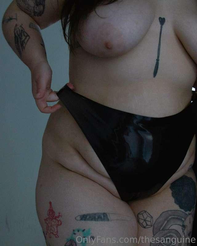 folds in rubber like folds in skin