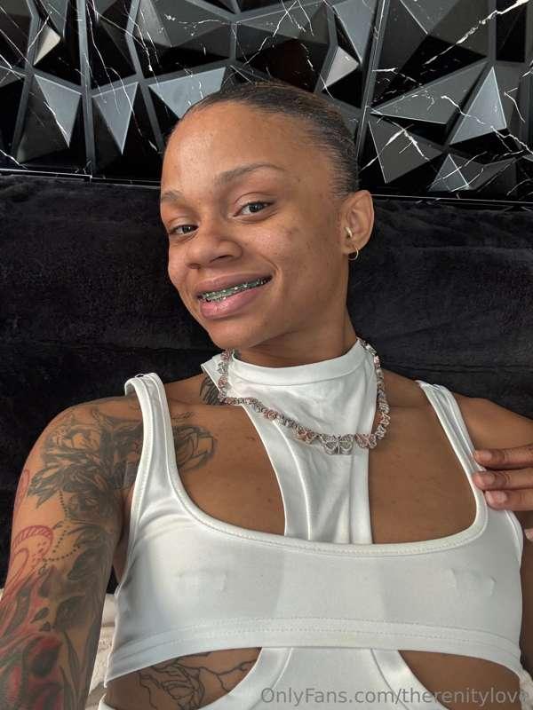 Can i send u the topless version of these?