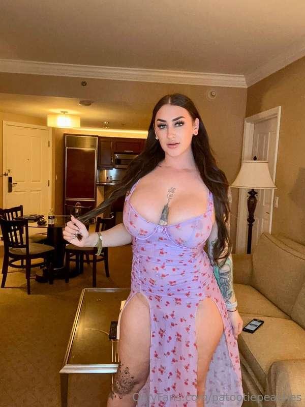 I am feeling playful 🥵😈