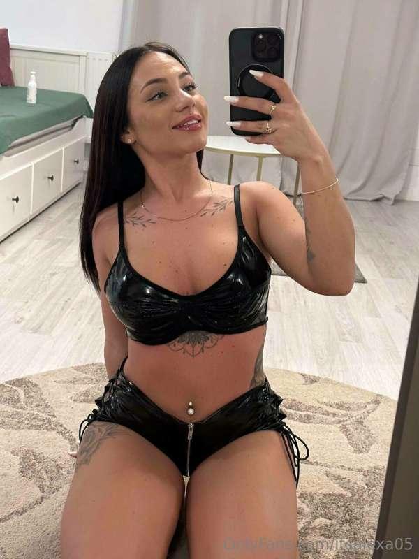 so hot in here 🥵
