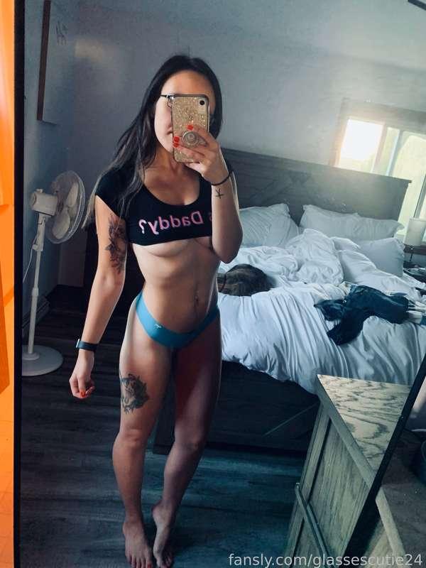 glassescutie24 image #1