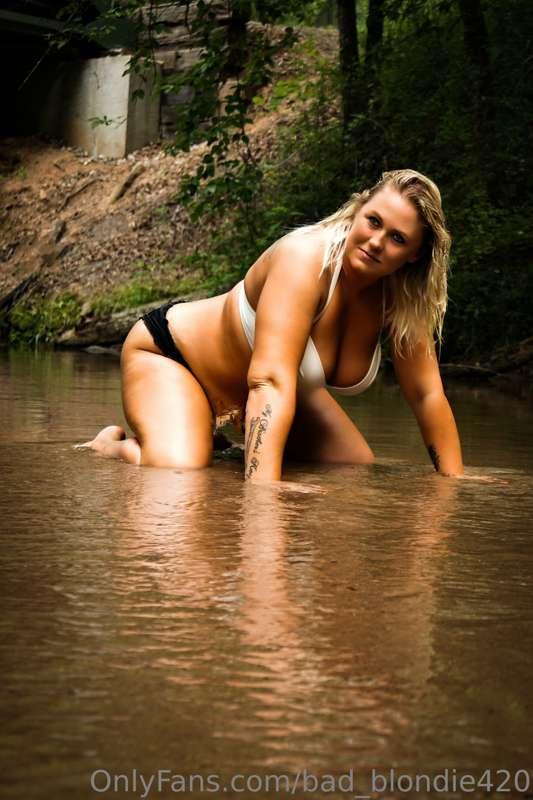 Trying to figure out if y’all would like to see more outdoor..