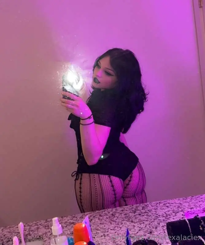 hi🍑 