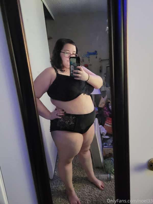 First 2 piece swimsuit in a while 🤤