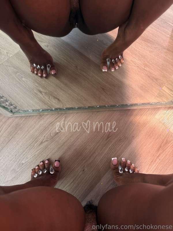 soooo suckable 🦶😮‍💨😍