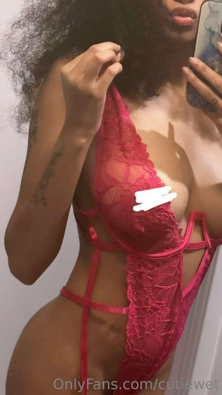 cum on my booty pics & chest out PUSSY VIEW
 ( nudes ) these..