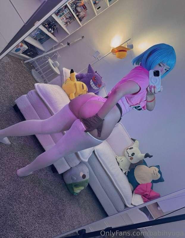 Grab it for me? 🥵