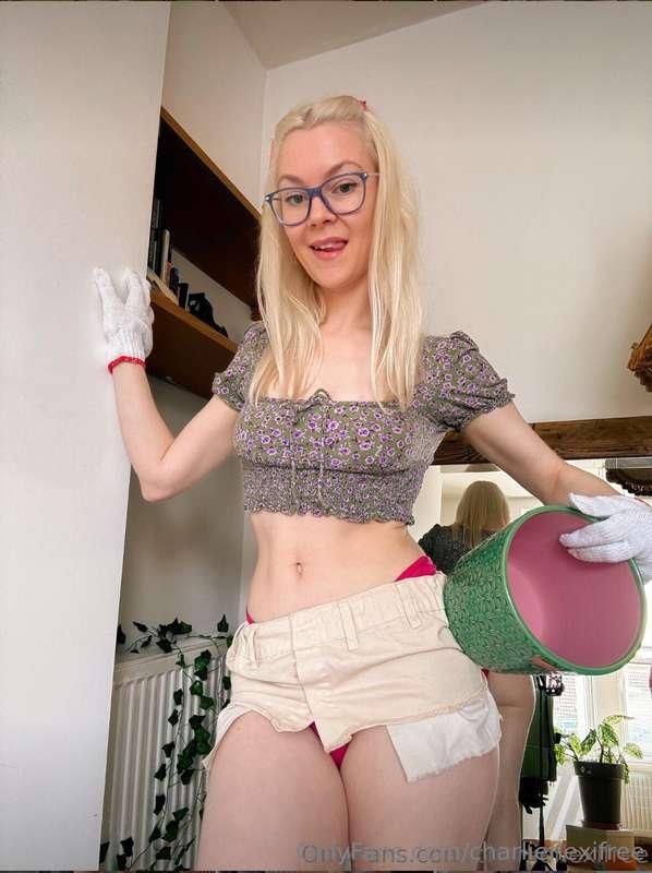 Is this skirt too short for doing the gardening? 🌱