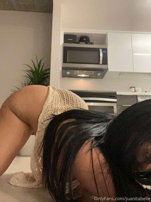 Which way do you want to fuck me? 😽💦💦