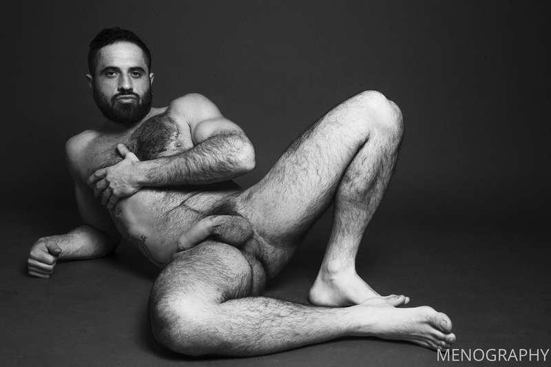 Hairy Daddy Manu and his big uncut flaccid dick