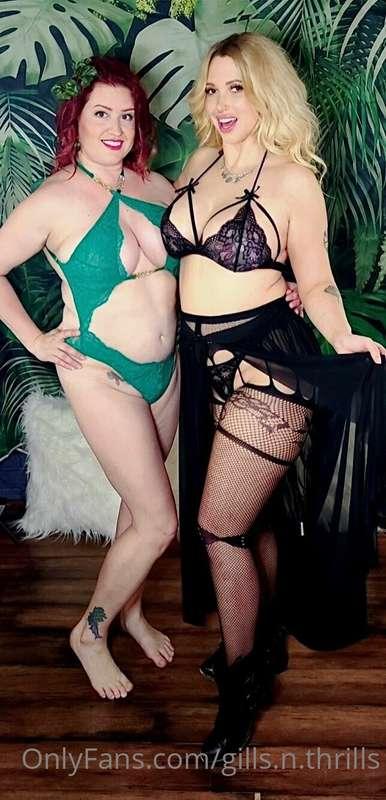 Had a great time getting to know @undressjess on set. Give m..