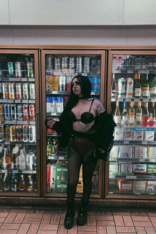 Want a drink? 💦