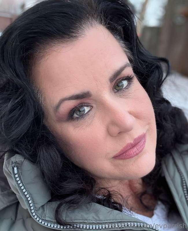 Chaturbate tonight! Like in 15 min!!