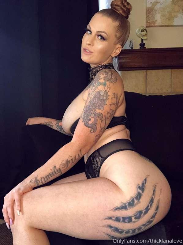Did you check your DM’s daddies ? 🖤
