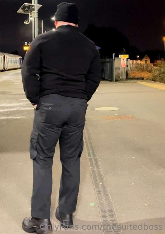 thesuitedboss image #7
