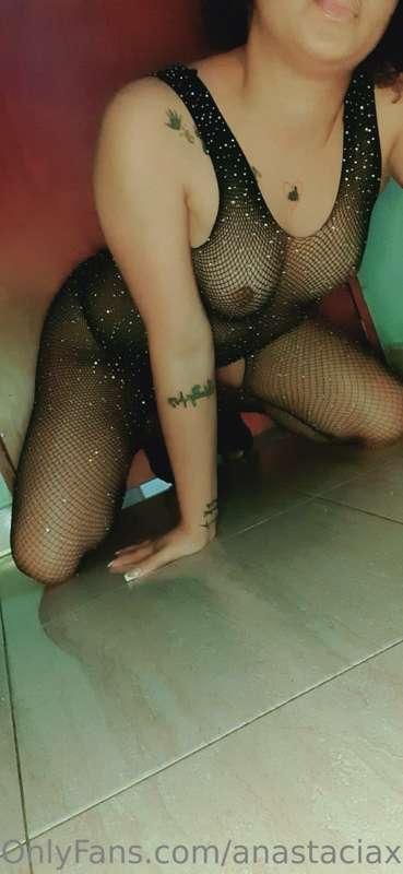 I'm online right now! send me a message 😘😈💦