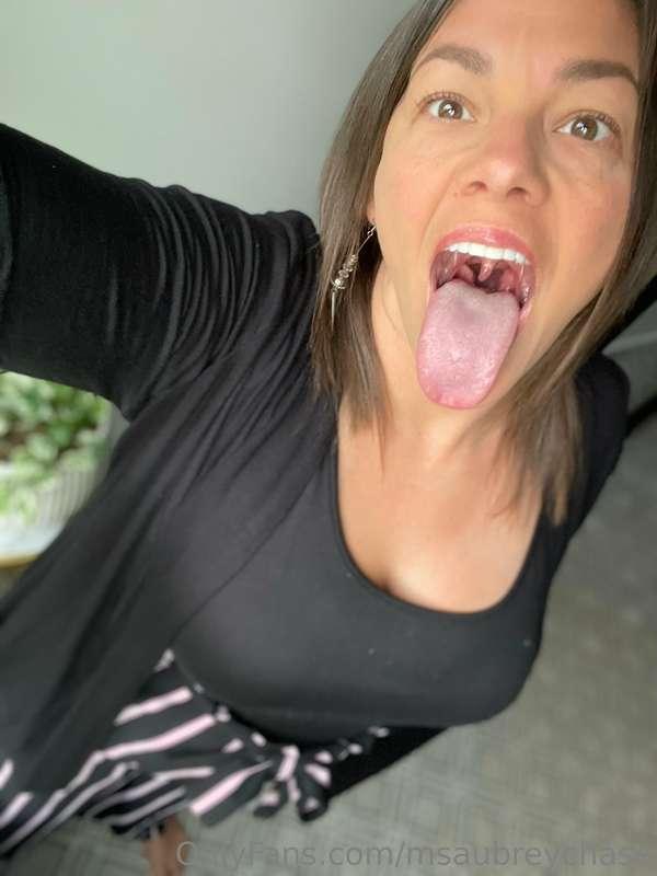 🖤👌🏼👅🔥