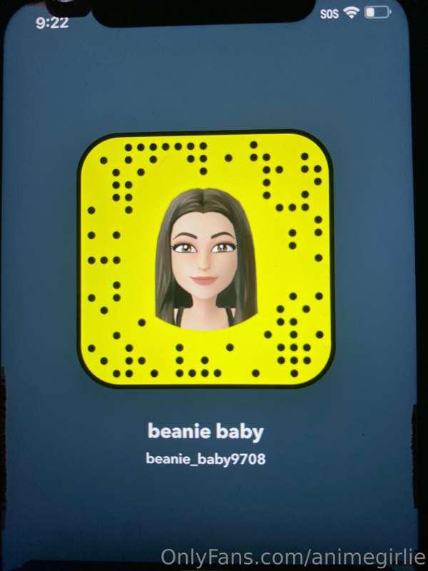 new snap of anyone wants to get ahold of me or see my post🫶