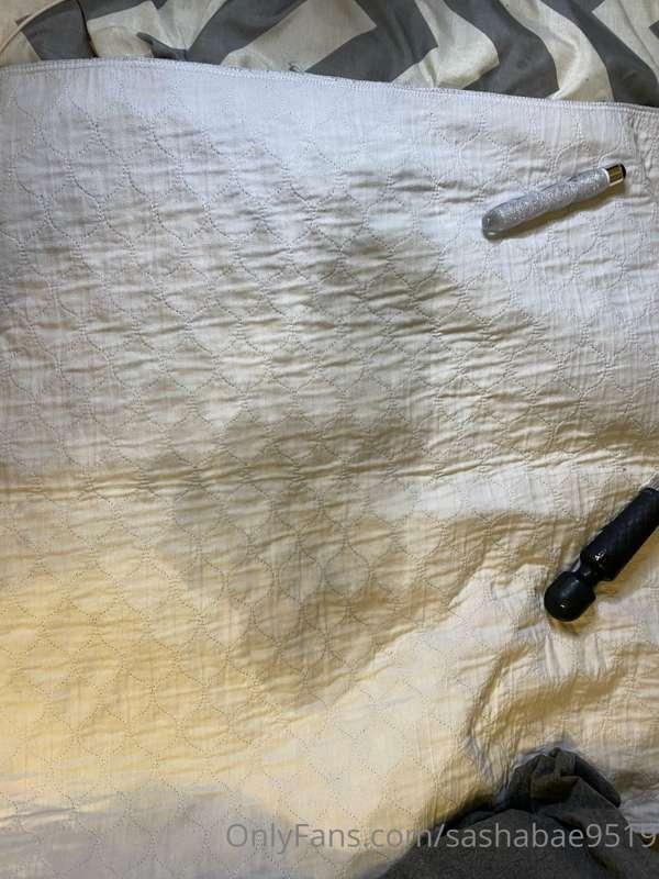 I made a mess thinking of your dick inside of me 😩🥵