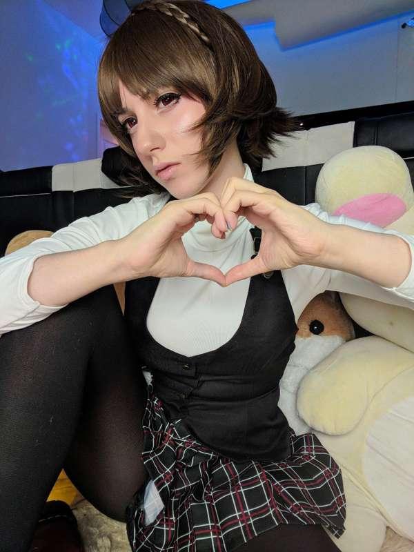 Makoto Niijima Selfie <3 