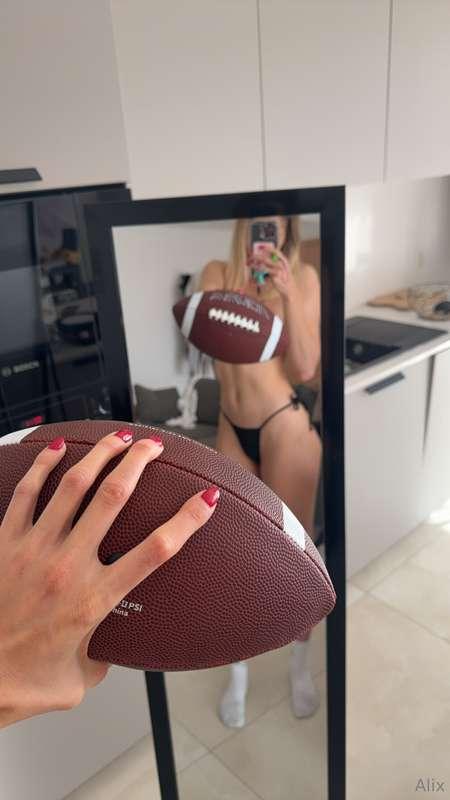 somehow im becoming more and more of a sports fan 😌lets see ..
