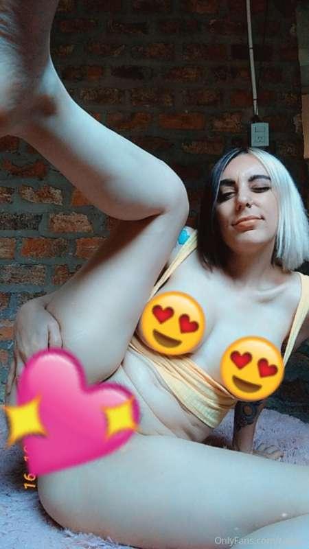 Do you want to lick my pussy? 🥵