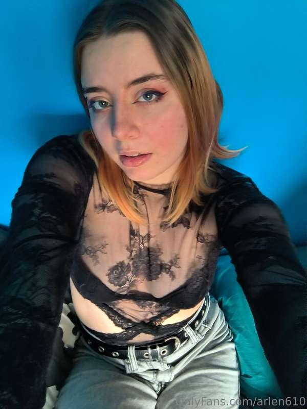 Salut toi ! 😘 Comme promis voici la nouvelle tenue 🤗 Mes cou..