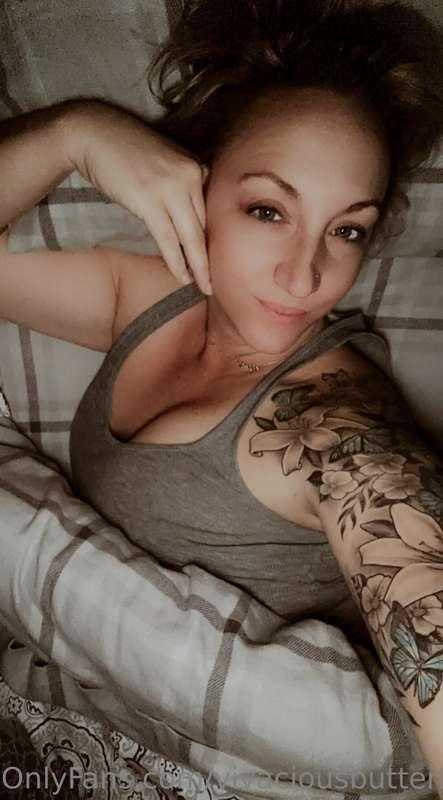 Good morning everyone! Happy black Friday! 
How was your tha..