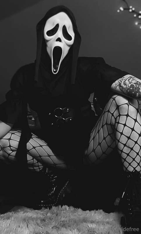 What's your favorite scary movie? 🔪