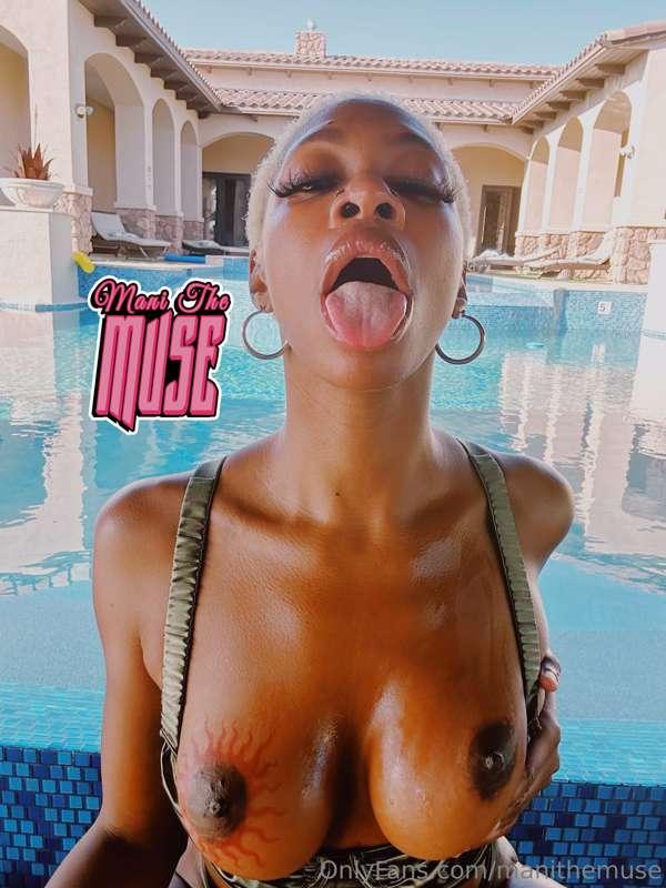 Happ Tuesday freaks 🤪😏