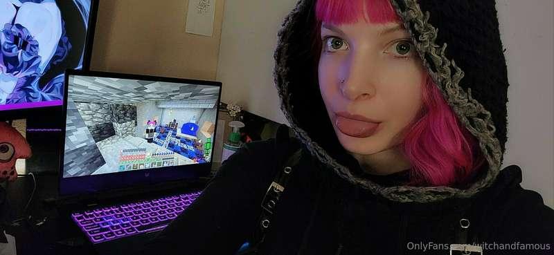 sry for the post drought ive been playing minecraft