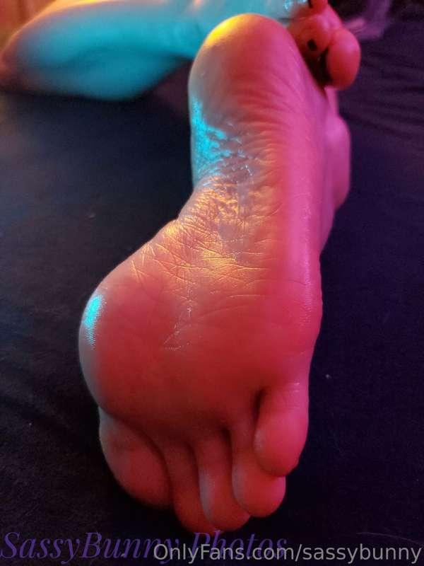 Lick my beautiful sole.